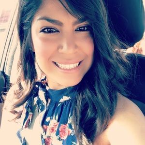 Meet your Posher, Myra